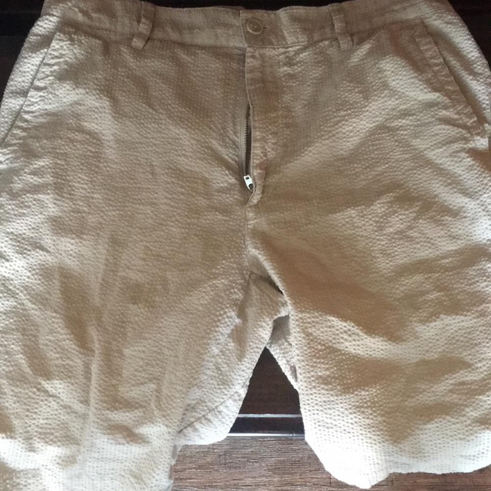 Five four club textured shorts
